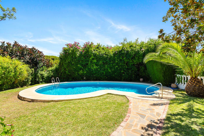 Image No.48-5 Bed Villa for sale