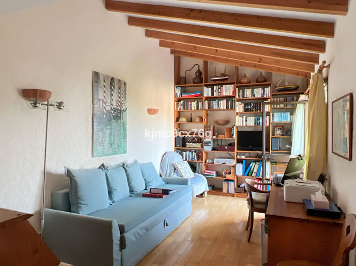 Image No.30-3 Bed Villa for sale