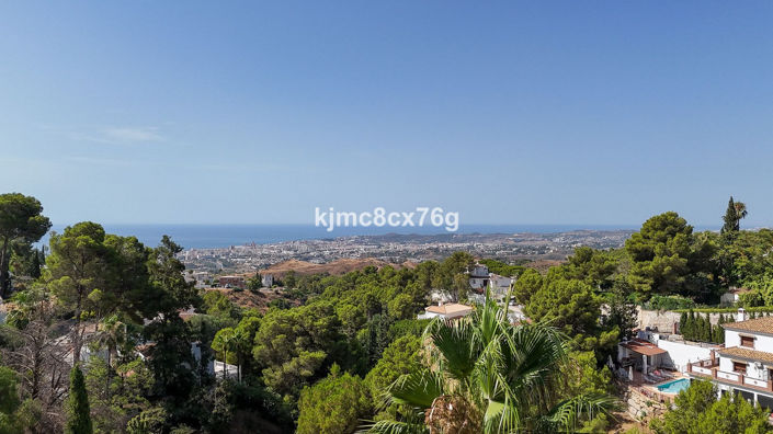 Image No.58-3 Bed Villa for sale