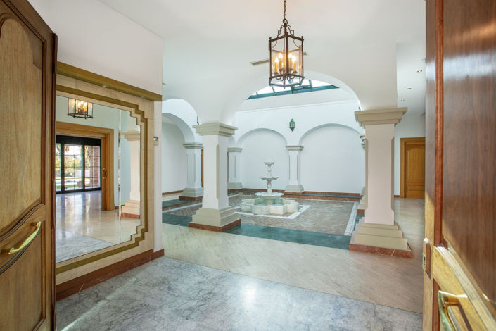 Image No.11-5 Bed Villa for sale