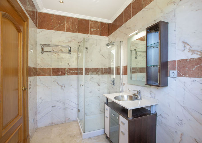 Image No.19-5 Bed Villa for sale