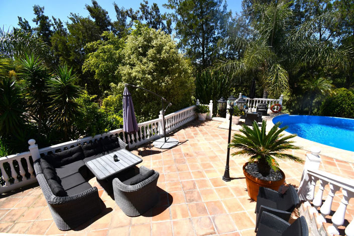 Image No.17-9 Bed Villa for sale