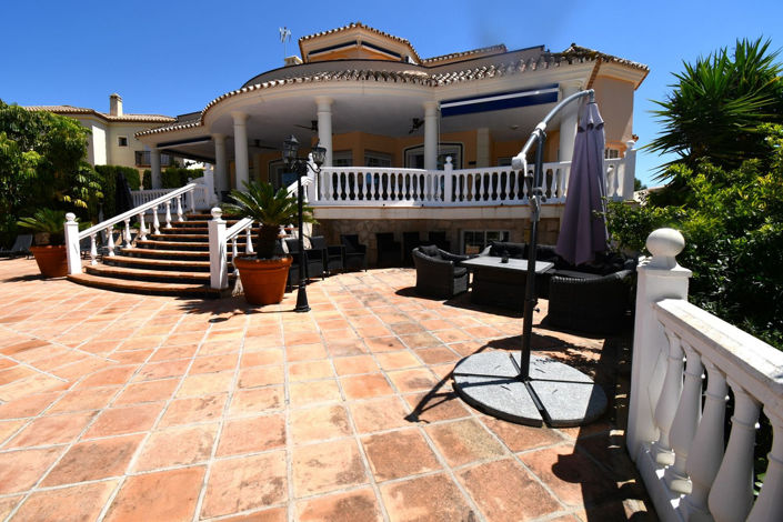 Image No.20-9 Bed Villa for sale