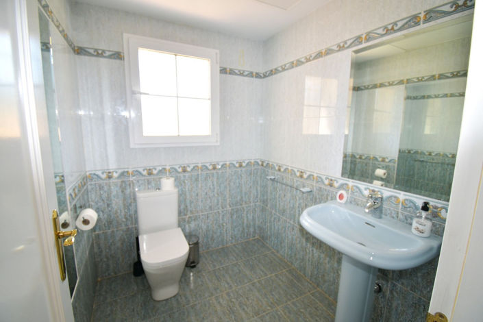 Image No.40-9 Bed Villa for sale