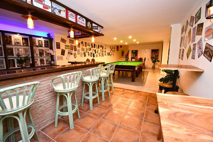 Image No.48-9 Bed Villa for sale