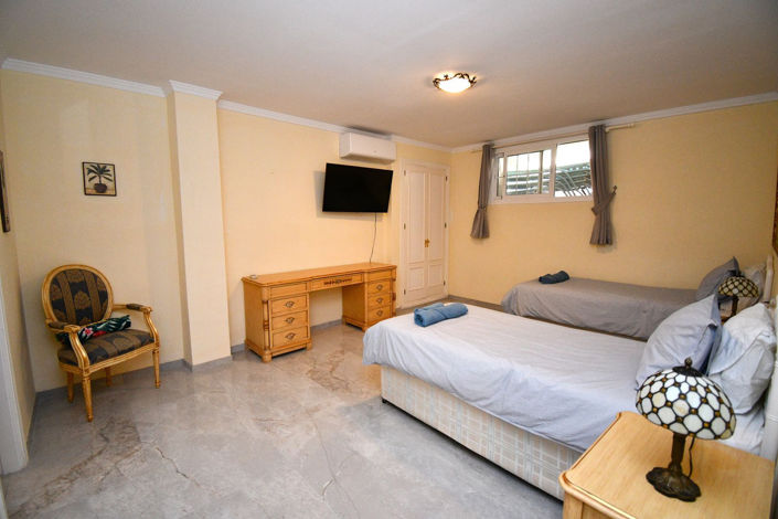 Image No.49-9 Bed Villa for sale