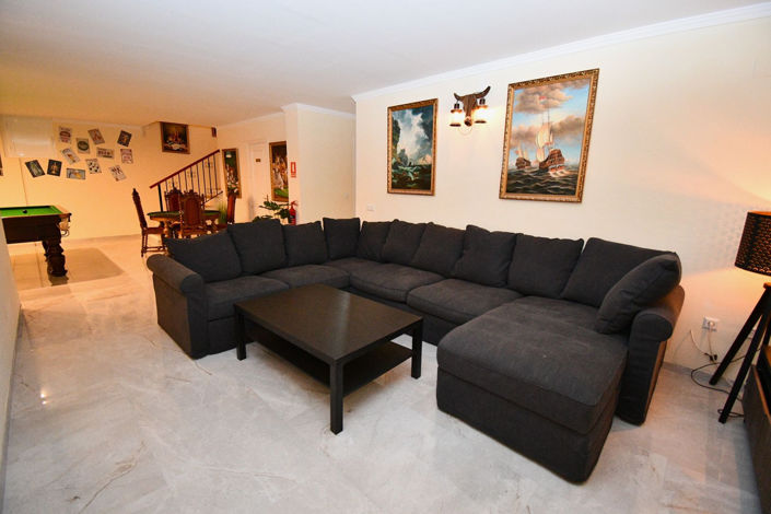 Image No.55-9 Bed Villa for sale