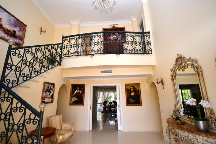 Image No.59-9 Bed Villa for sale