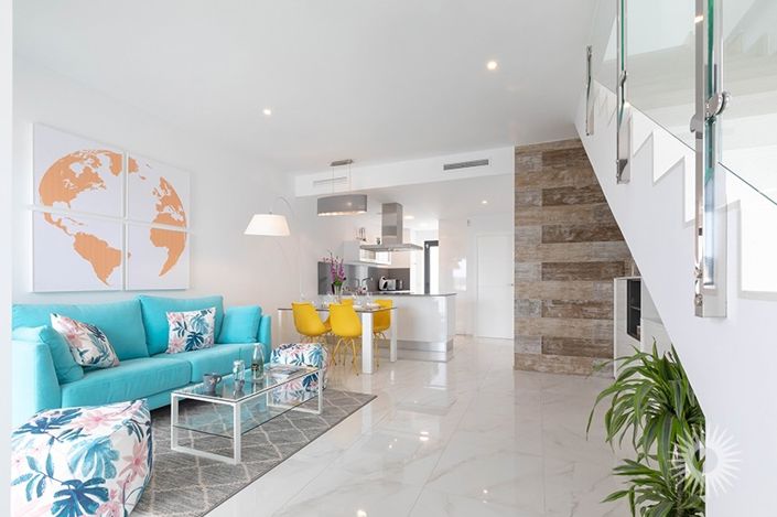 Image No.4-3 Bed Townhouse for sale