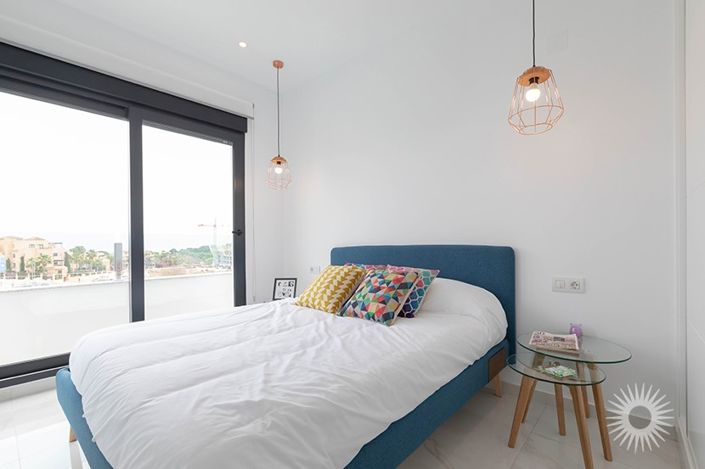 Image No.9-3 Bed Townhouse for sale