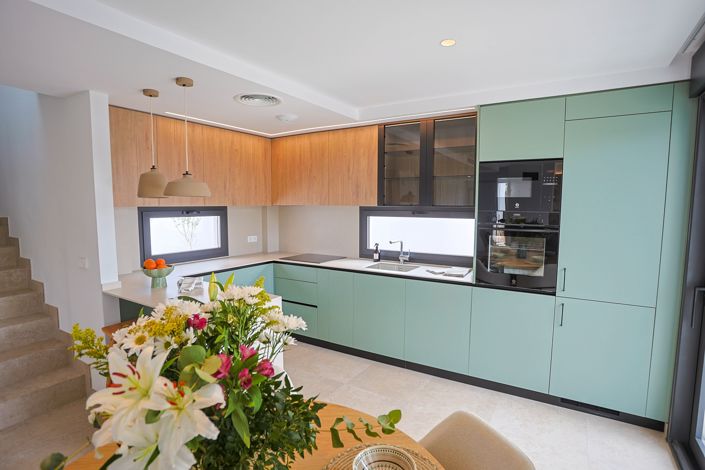 Image No.12-3 Bed Apartment for sale