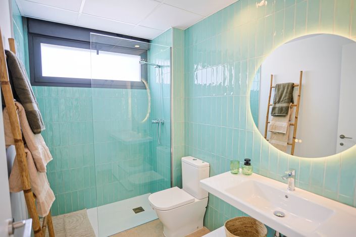 Image No.18-3 Bed Apartment for sale