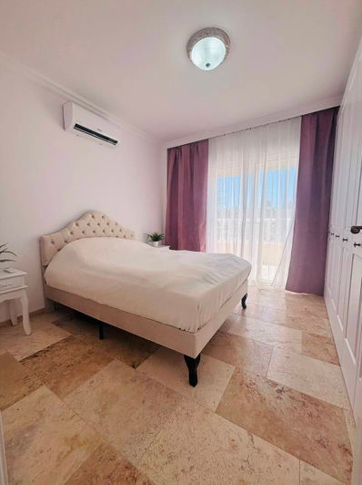 Image No.17-3 Bed Villa for sale