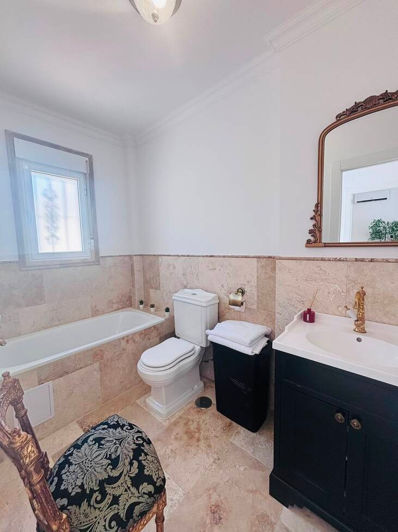 Image No.19-3 Bed Villa for sale