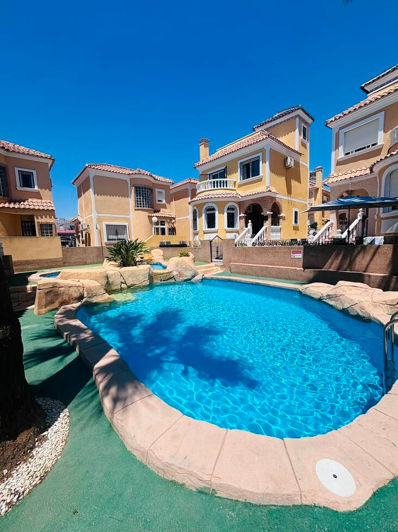 Image No.23-3 Bed Villa for sale