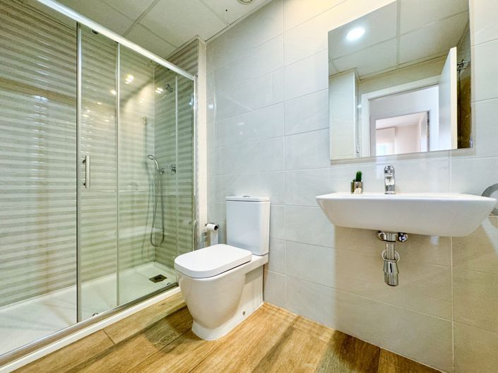 Image No.15-2 Bed Apartment for sale
