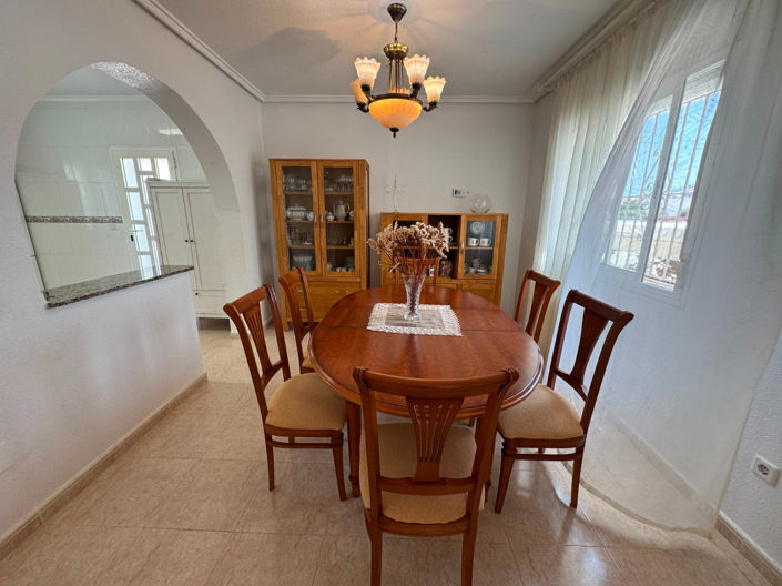 Image No.19-3 Bed Villa for sale