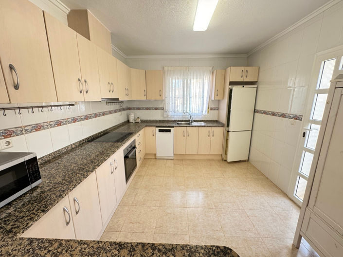 Image No.20-3 Bed Villa for sale