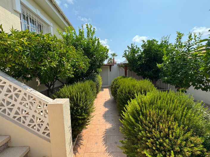 Image No.9-3 Bed Villa for sale