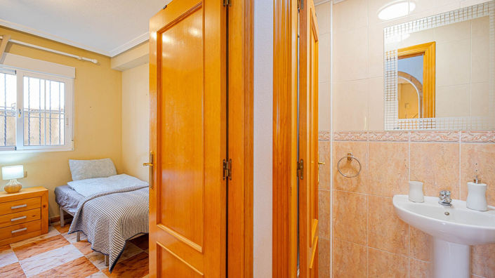 Image No.19-3 Bed Villa for sale