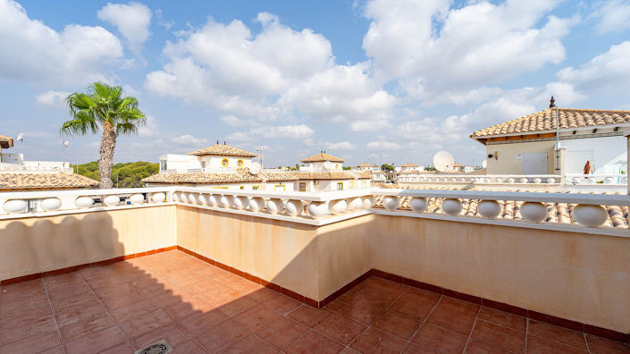 Image No.40-3 Bed Villa for sale