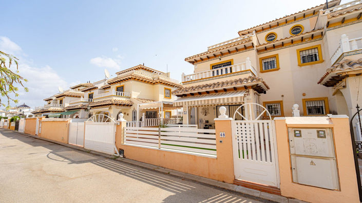 Image No.51-3 Bed Villa for sale