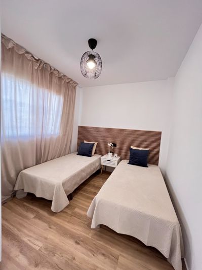 Image No.25-3 Bed Apartment for sale