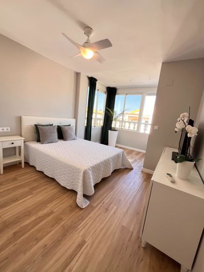 Image No.29-3 Bed Apartment for sale