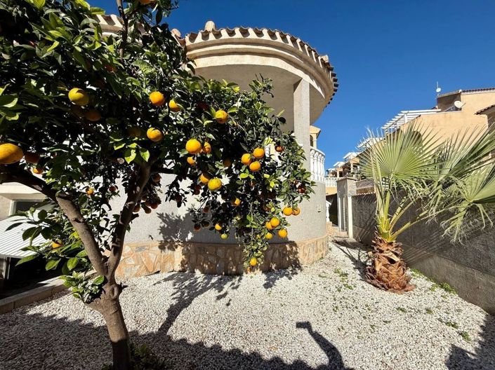 Image No.15-4 Bed Villa for sale