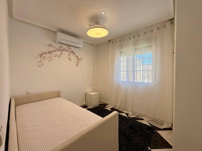 Image No.31-4 Bed Villa for sale