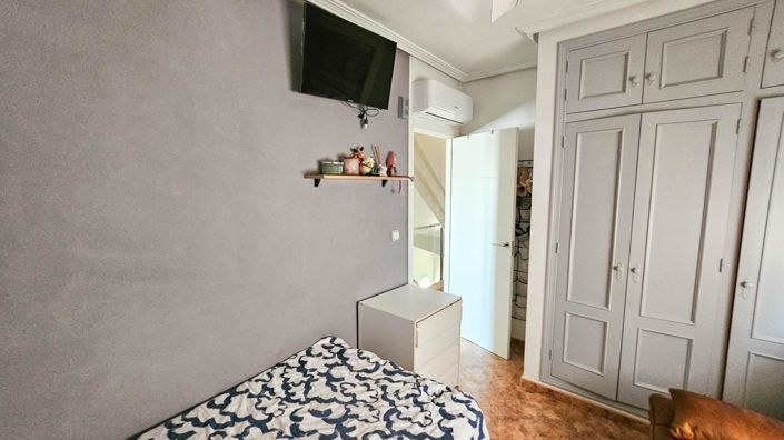 Image No.20-3 Bed Villa for sale