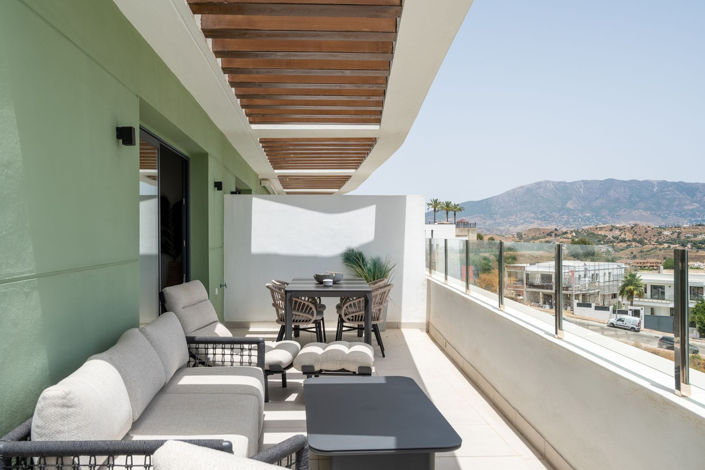 Image No.2-2 Bed Property for sale