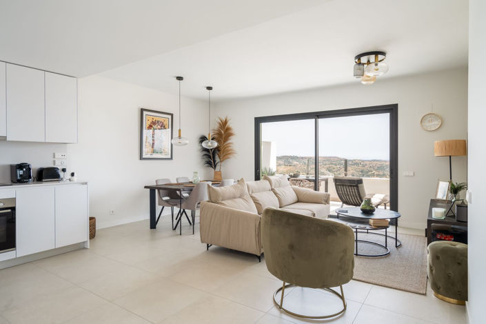 Image No.5-2 Bed Property for sale