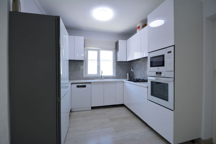 Image No.10-4 Bed Villa for sale
