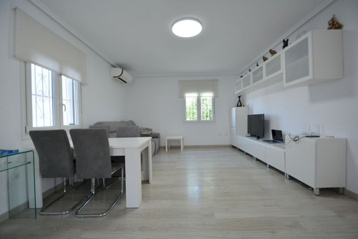 Image No.12-4 Bed Villa for sale