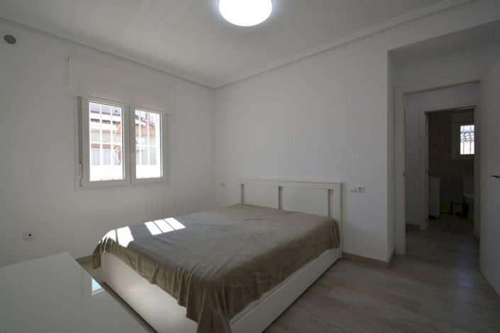 Image No.14-4 Bed Villa for sale
