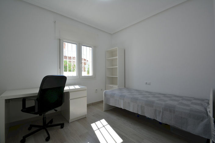 Image No.17-4 Bed Villa for sale