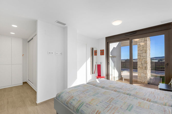 Image No.23-3 Bed Villa for sale
