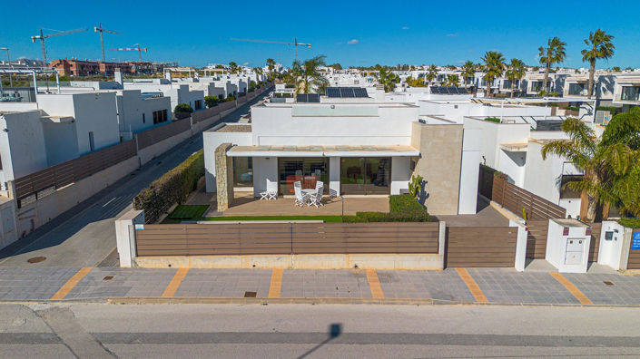 Image No.26-3 Bed Villa for sale