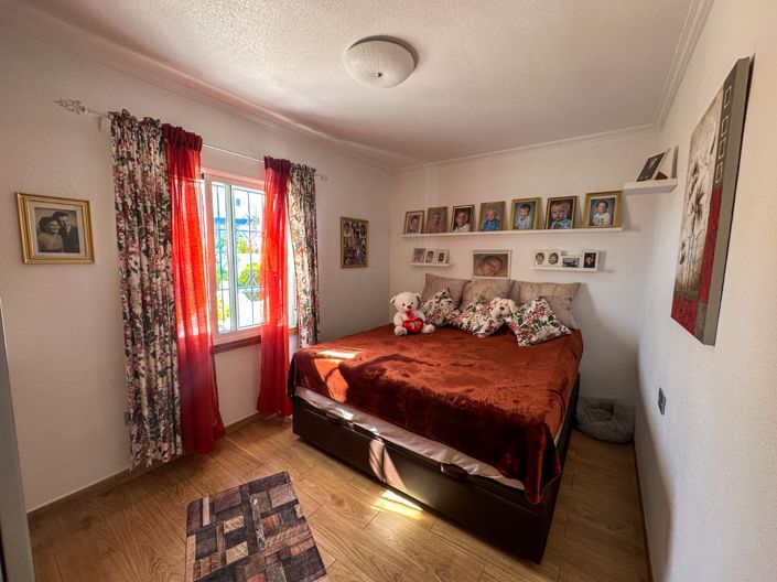 Image No.14-2 Bed Townhouse for sale