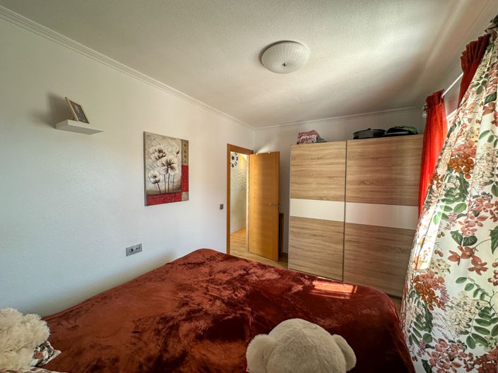 Image No.15-2 Bed Townhouse for sale
