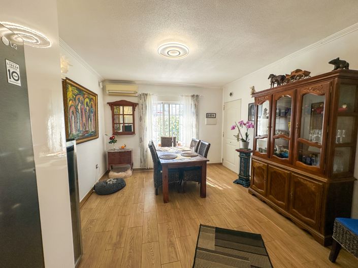 Image No.6-2 Bed Townhouse for sale