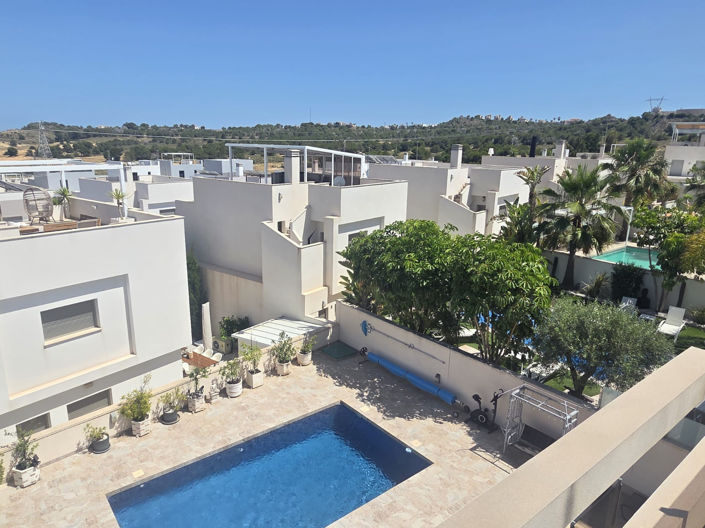 Image No.24-3 Bed Villa for sale