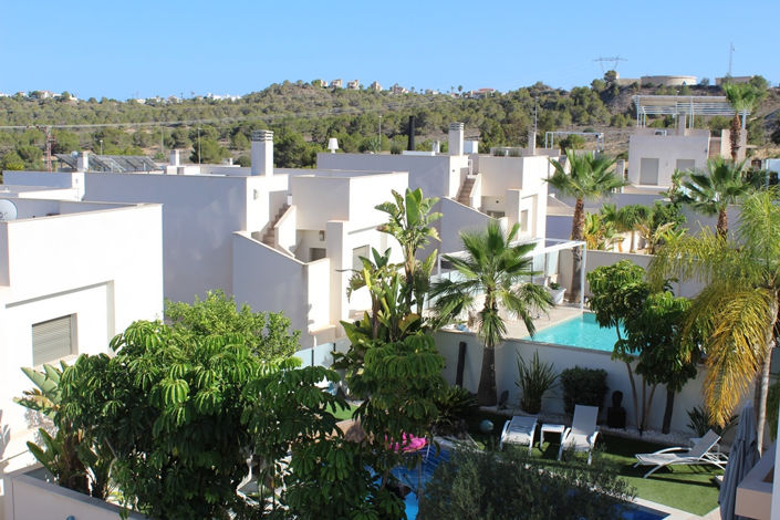 Image No.25-3 Bed Villa for sale