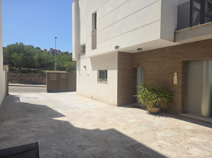 Image No.30-3 Bed Villa for sale