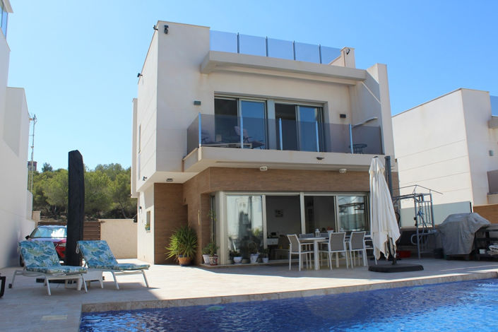 Image No.32-3 Bed Villa for sale