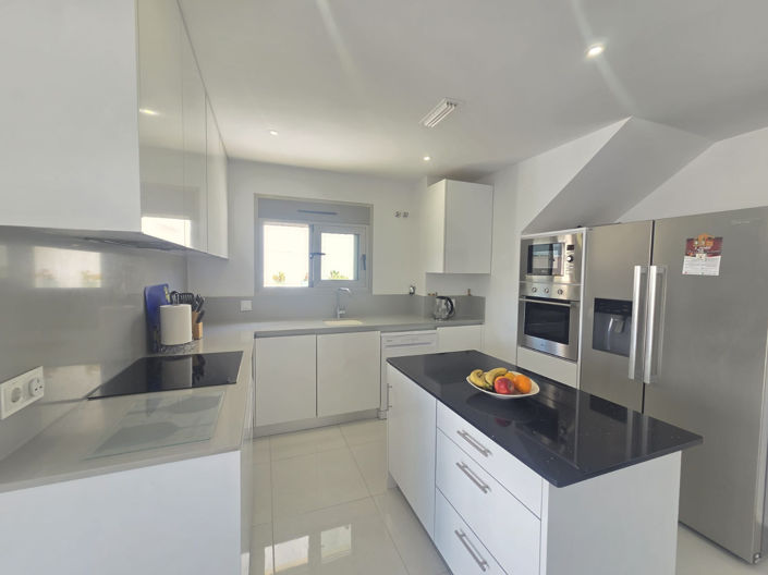 Image No.8-3 Bed Villa for sale