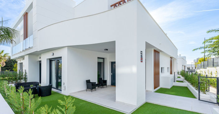 Image No.2-Maison de ville de 3 chambres à vendre à Estepona