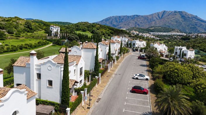 Image No.3-Villa de 3 chambres à vendre à Estepona