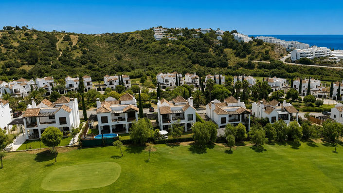 Image No.4-Villa de 3 chambres à vendre à Estepona